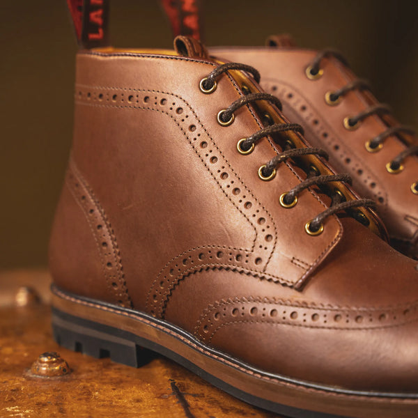 BAYLEY // CONKER DISTRESSED-Men's Boots | LANX Proper Men's Shoes