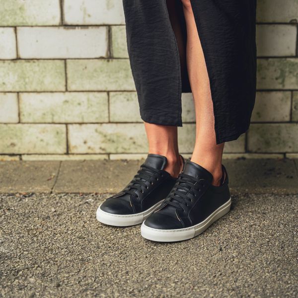 CHEADLE / BLACK-Women’s Casual | LANX Proper Men's Shoes