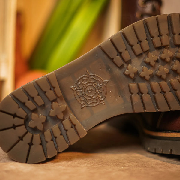 DINCKLEY / CHESTNUT GRAINED-Women’s Boots | LANX Proper Men's Shoes