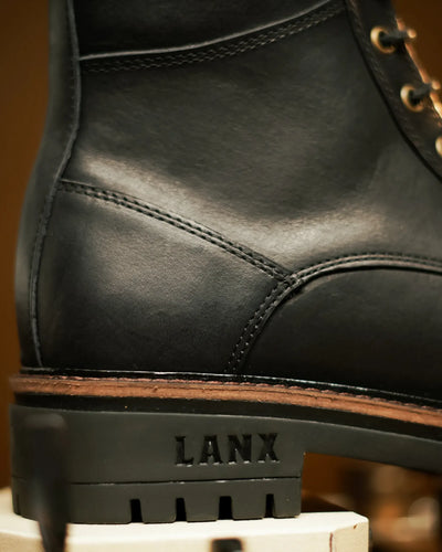 GARNETT / BLACK