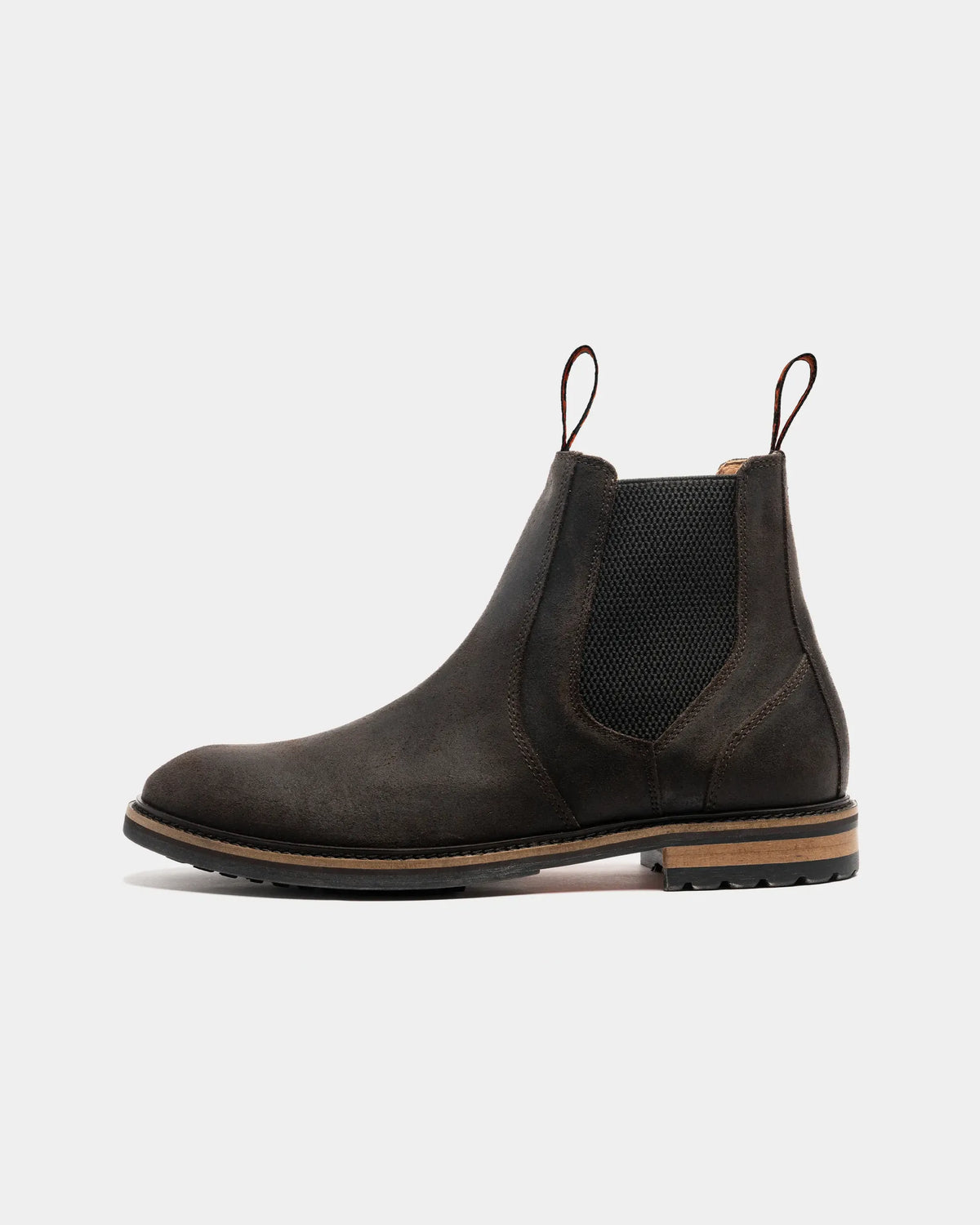 GARSTANG // WALNUT