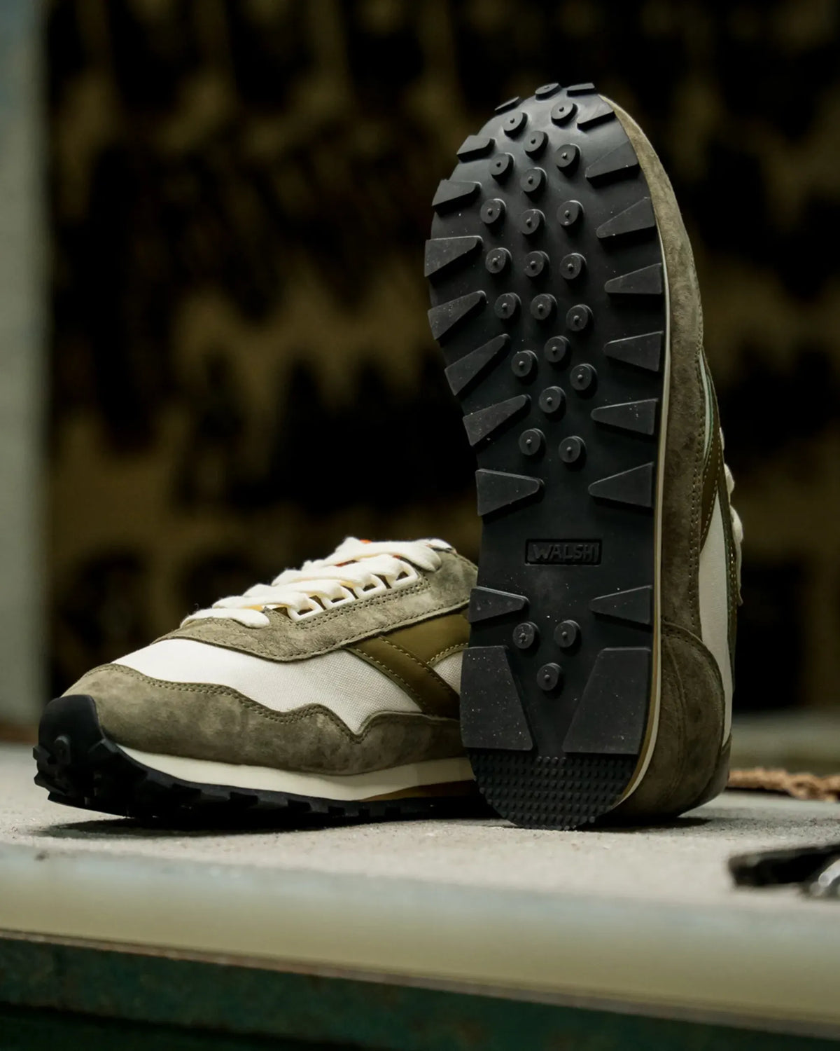HALLIWELL / KHAKI