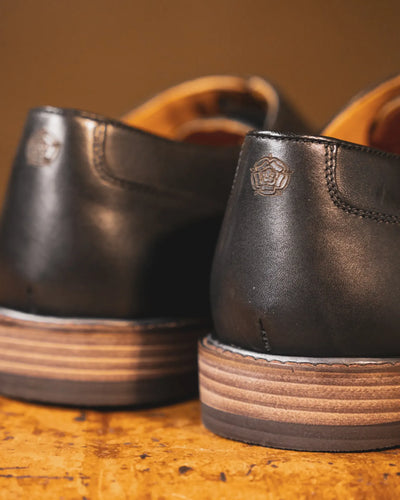 MAUDSLEY // BLACK