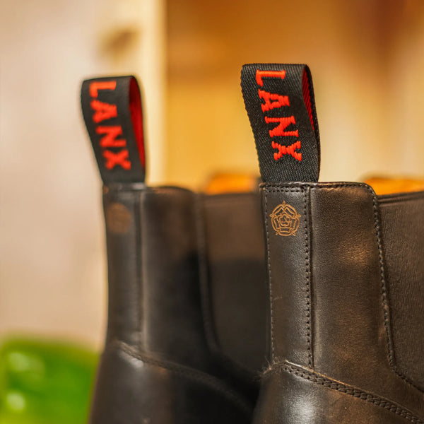 REED / BLACK-Women’s Chelsea | LANX Proper Men's Shoes