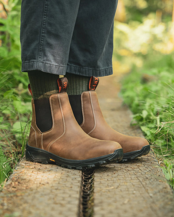 RIBCHESTER // ACACIA DISTRESSED
