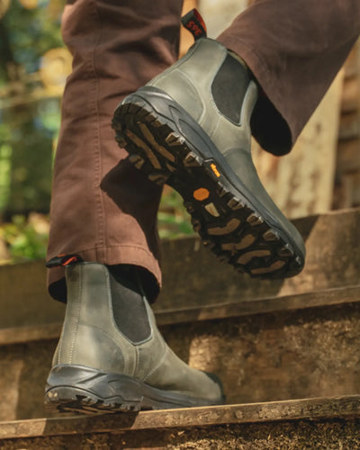 RIBCHESTER // ANTHRACITE