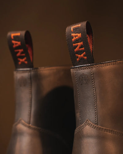 SETTLE // BROWN DISTRESSED
