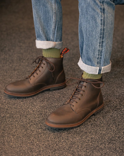SETTLE // BROWN DISTRESSED