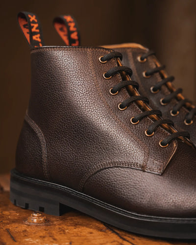 SETTLE // RAISIN GRAINED