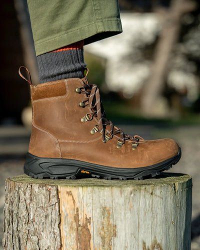 TWISTON // ACACIA DISTRESSED