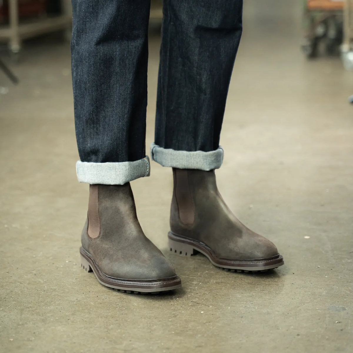 WISWELL // WALNUT