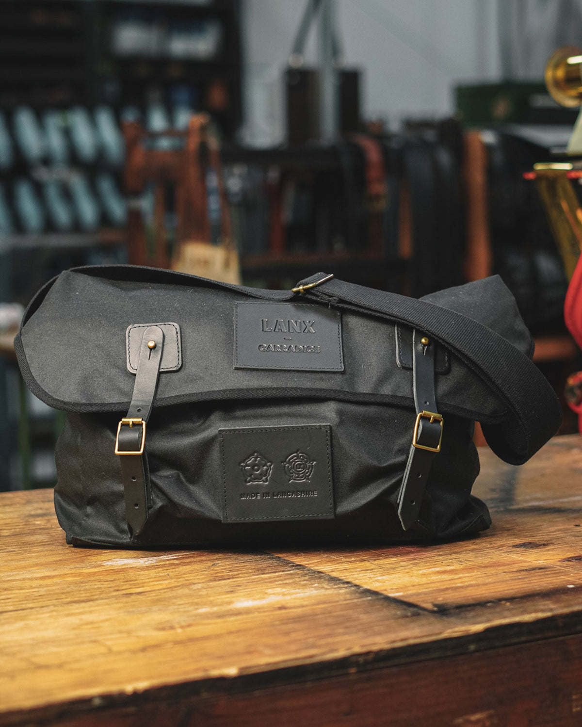 WYRESDALE / BLACK-Bag | LANX Proper Men's Shoes